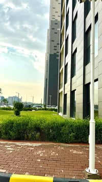 شقة للبيع في مجمع مارينا السكني 🔹 المساحة: 171 متر 🔹 عدد الغرف: 3 غرف ...