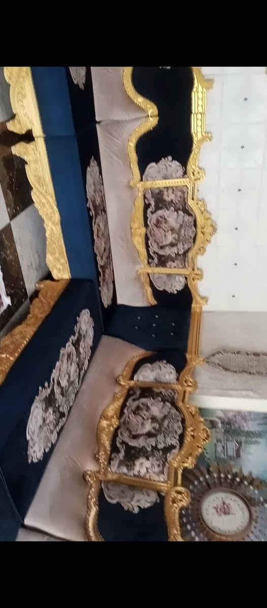 تخم ديوان 15متر مع 4تجوات وطابوريه معروض للبيع نضيف جداً السعر مليون وبي مجال هواي ف الي يريده يراسل الصفحه


**إذا كنت صاحب هذا الإعلان وتريد حذفه لأي سبب، رجاءا أرسل رسالة إلى الدعم الفني**