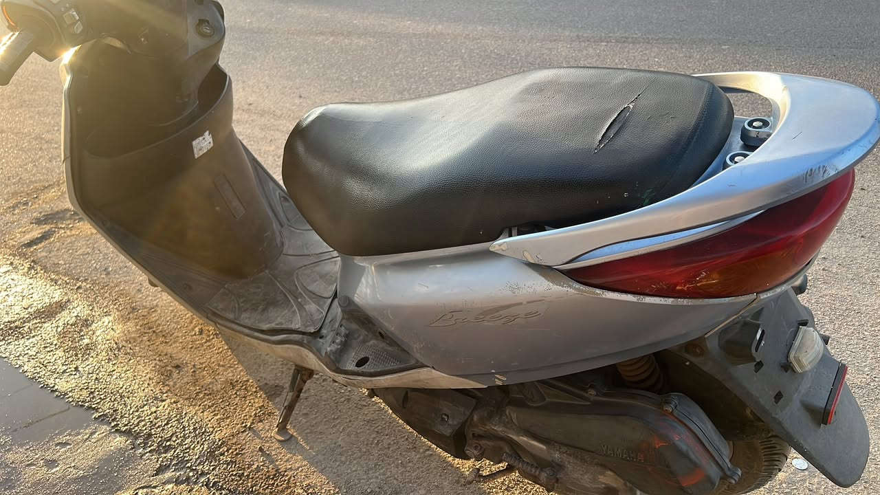 السلام عليكم دراجه بريز للبيع دراجه نكره سلف
اي نقص مابيه مكاني بغداد الشعب السعر 700  
***********
