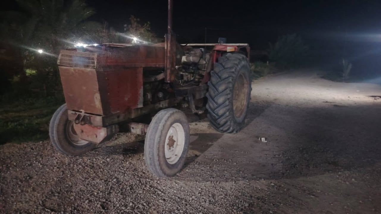 السلام عليكم
للبيع عنتر 85مجفت جديد عصعوص وعكرب شغالات كلشي شغال بيها بدون تحويل +ما وراها شي +نكره سلف السعر 4وبيها. مجالل. السكن بغداد ابوغريب خان ضاري زيدان الهاتف 075199753_/***********
