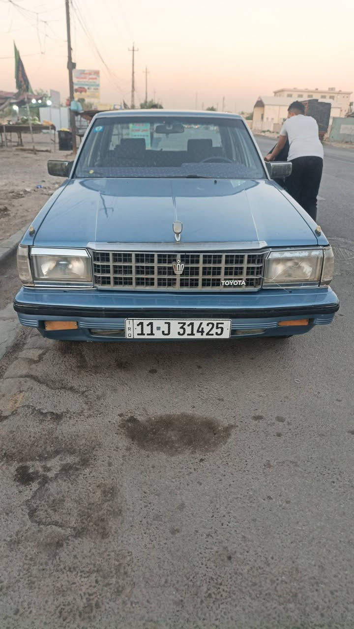 السلام عليكم سوبر موديل 84سياره معمره ومصبوغه عام صدرها كلش حلو تبريدها شغال بس يحتاجله ترتيب مكينه وكير واكسل مكفولات سياره باسمي السياره معروضه ب35وبيها مجال مكانها بغداد الزعفرانيه***********
