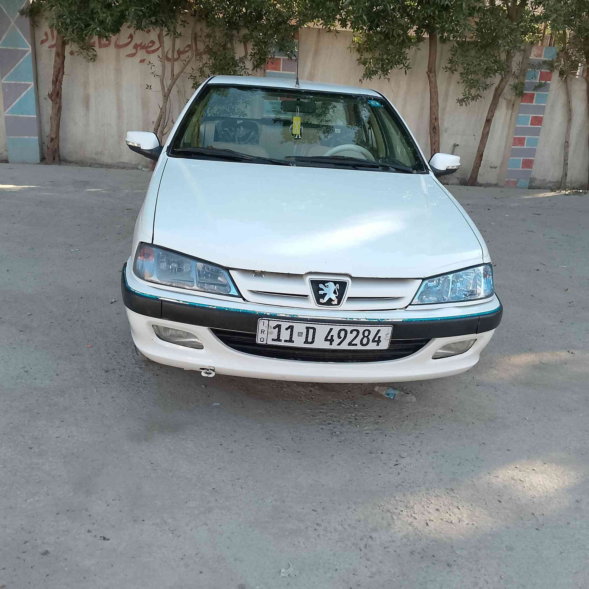 السلام عليكم بارس 2015سياره حلوه مكينه كير صدر جديد رقم انكليزي تبريد شغال جاهزة  سنويه جديده السعر 57وبيها مجال بسيط مكاني السيديه ***********
