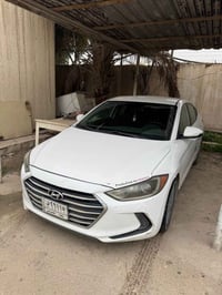 سيارة النترا موديل 2017 ماشية 97 الف نص فول السيارة وارد امريكي ضرره ب...