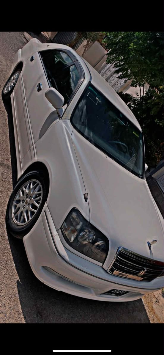 مەلیکە تاقانه سەيارەكه دودوگمەيه مؤديل 2002ناو زەرد سەيارە تابلى جوانە مالى دۆسته ديفورى175بيشوودواى عيونه سەيارەكه سبورته كوشن كارەبايە سوكان ليكززه تەنها موسه 250مەسرەفى تيانيه شوين سليمانى نرخ 50
***********
