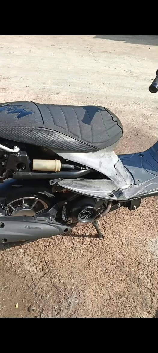 سلام عليكم  دراجه قجمه للبيع بوشه 55 كلجات رياظي سلف هندر شغال سعر 550  قفل


**إذا كنت صاحب هذا الإعلان وتريد حذفه لأي سبب، رجاءا أرسل رسالة إلى الدعم الفني**