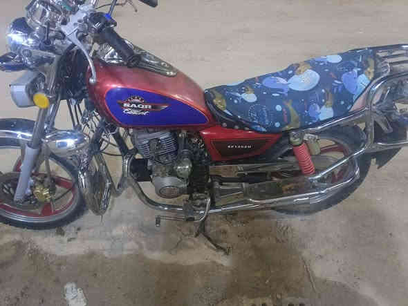 دراجة صقر للبيع اوراق اصولية دراجة بلادية مامبدل بيه شي
الاتصال على الرقم
***********
