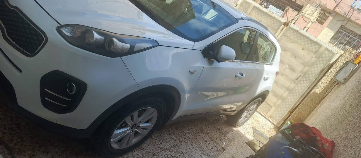 سبورتج مديل 2017 خليجي مكفولة كفاله عامه 
سونارها موجود بالمنشور سعرها خاص مكان سيارة بغداد الشعب
***********
