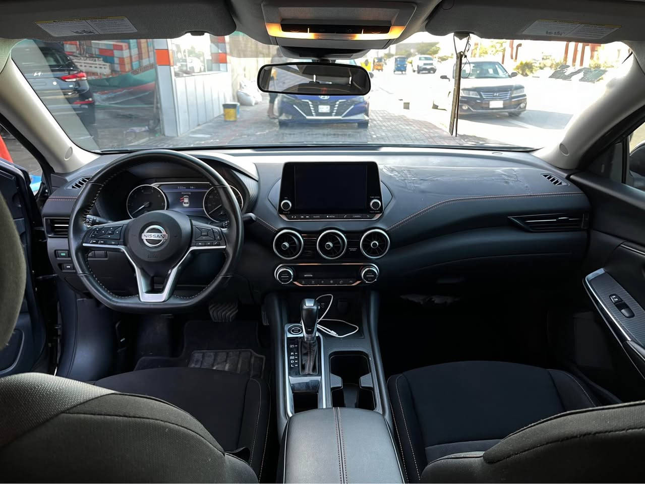 ---

*للبيع او المراوس ب نيسان صني. 
نيسان سنترا SR موديل 2023* 🚗

*تفاصيلها:*
*الفئة*: SR سبورت 
*الموديل*: 2023 وارد امريكي 
*المحرك*: 2000 سي 
*الكير*: CVT الجيل الجديد *اول نمرتين كلجات* وباقيه CVT ، ناعم واقتصادي  
*الممشى*: [78] 

*الرقم*: بصرة حره باسمي 

*الضرر*: *مبدل بنيد اصلي فقط* ، السيارة جوه نضيفة شاصي سليم، 

*المواصفات:*

بصمة، شاشة كاربلاي، كامرة، رادار، نظام مسار، تدفئة ستيرن، هتشغيل عن بعد، لايت لد، ويل 18 SR، جناح، حساسات 

 

*المكان*: البصرة 
*للاستفسار*: [***********] 

فحص بكل مكان، والشراي يدلل 

--- البصرة, العراق
