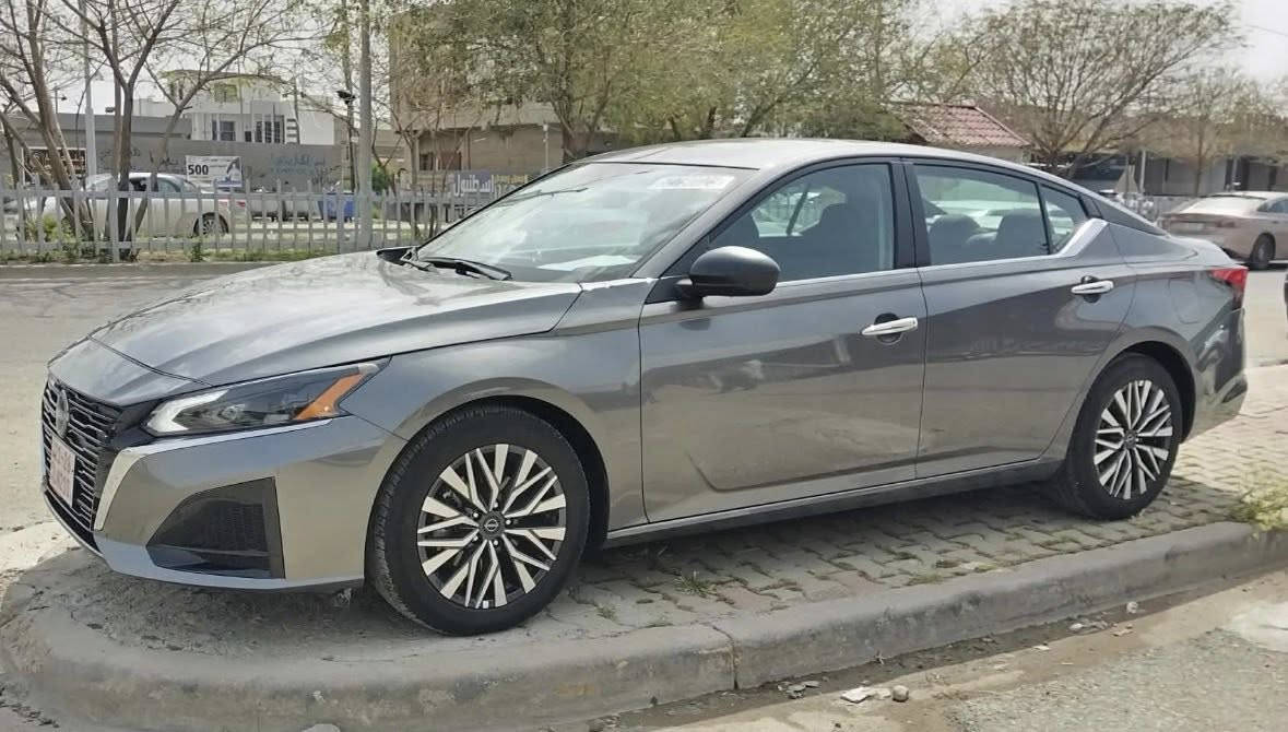 *تحية طيبة لجميع المتابعين *
نيسان التيما موديل 2025
مواصفات SV. لون نفطي. 
العداد 7 الاف ميل 👌
محرك 2500 اربعة سلندر. 
رقم الشاصي 1N4BL4DV0SN380403

الضرر 
بنيد ابلادي مصبوغ. 
چاملخ سكن امامي تجاري. 
رصعات في السقف اثناء الشحن. 
صور الحادث مرفقة. 

السيارة  كاتي تترقم شمال العراق
أربيل سليمانية دهوك 

السيارة موجودة في محافظة كركوك
معرض المربد لتجارة السيارات كركوك حي الخضراء شارع المعارض
هاتف ***********
