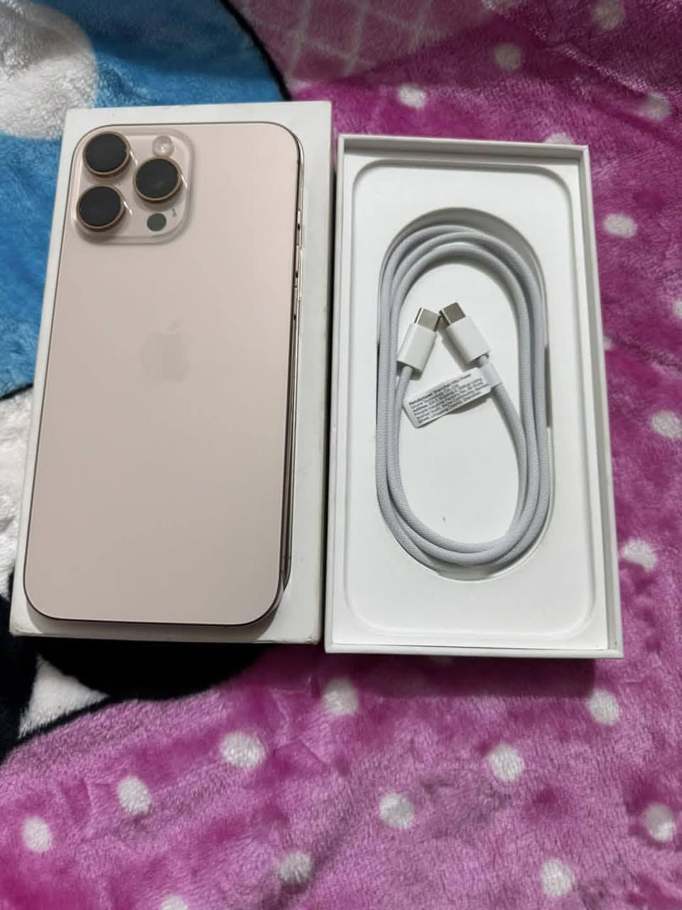 ايفون 16 برو ماكس البيع 
مساحه 256
الوان الصحراوي
بطارية 100
عددٍ دورات الشحن 67
اول استخدام للجهاز 22 /10 /2025


**إذا كنت صاحب هذا الإعلان وتريد حذفه لأي سبب، رجاءا أرسل رسالة إلى الدعم الفني**