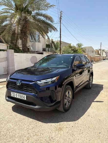 راف فور هايبرد موديل ٢٤ سياره كلين موصفات XLEمكفوله من الضربه والصبغ ماشيه26ميل السعر275وبيه مجال ***********
