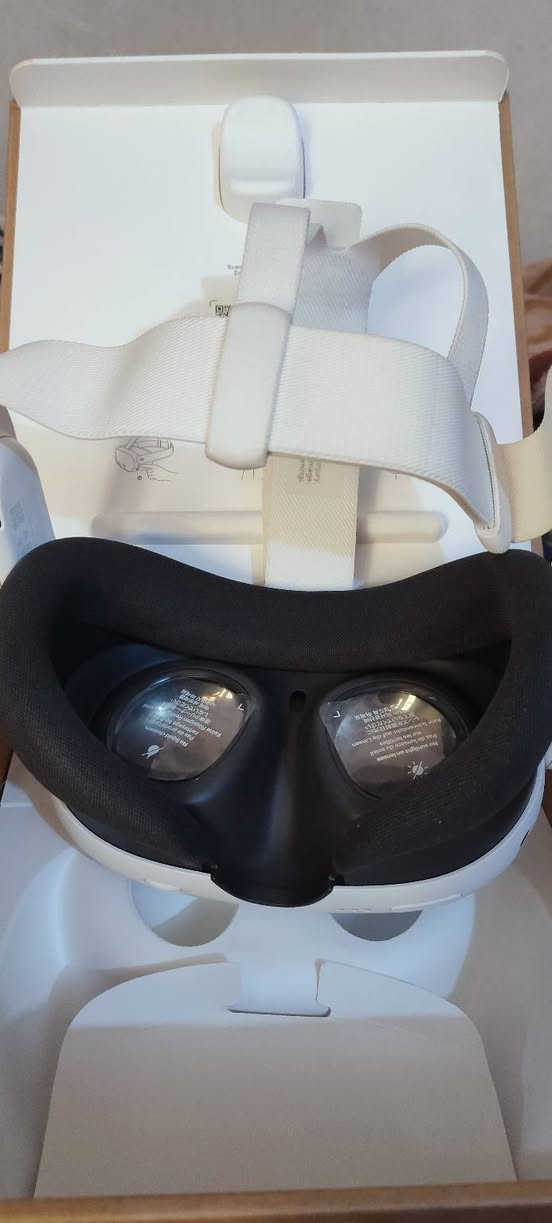 Quest 3 128g 
 بعدها كلش جديدة

سعرها 500قفل

مكاني ميسان واكو توصيل


**إذا كنت صاحب هذا الإعلان وتريد حذفه لأي سبب، رجاءا أرسل رسالة إلى الدعم الفني**