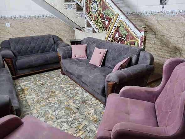 السلام عليكم 
تخم 10 مقاعد تركي نضيف كلش لا كسر بي ولا مصلح السعر 550 وبي مجال العنوان البلديات ***********
