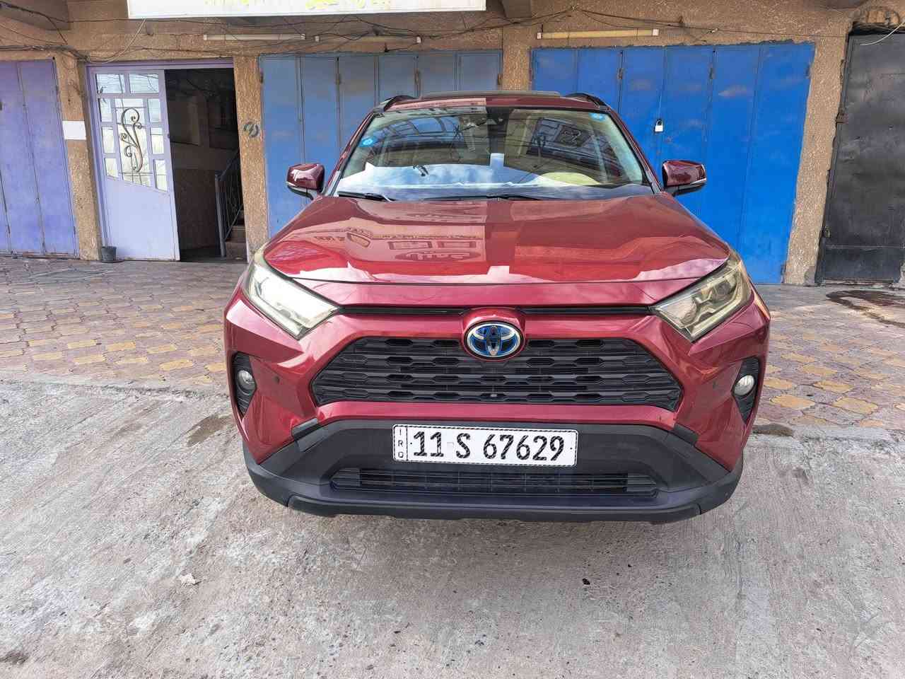 راف فور موديل ٢٠٢١ رقم بغداد جديد انكليزي بسمي فول مواصفات فتحت سقف كشن تدفئة وتبريد صندوق كهربا كشنات كهربا هايبرد ماشة ٣٨ وارد امريكي حادثهة بل منشور صور الحادث وصور الصبغ وباقي مكفول كير ومحرك وتبريد مكفولات تخم تاير صدرين جدد السيارة حلوه وناعمة وما بيهة اي نقص مكاني بغداد الغزالية 
السعر ١٦٥
رقمي ***********
