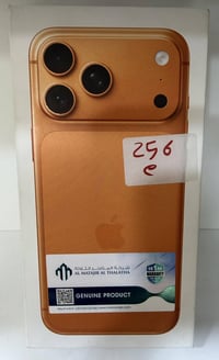 ايفون 17 برو ماكس نضافة ‎%‎100 مشحون 48  07809939955 السعر1600