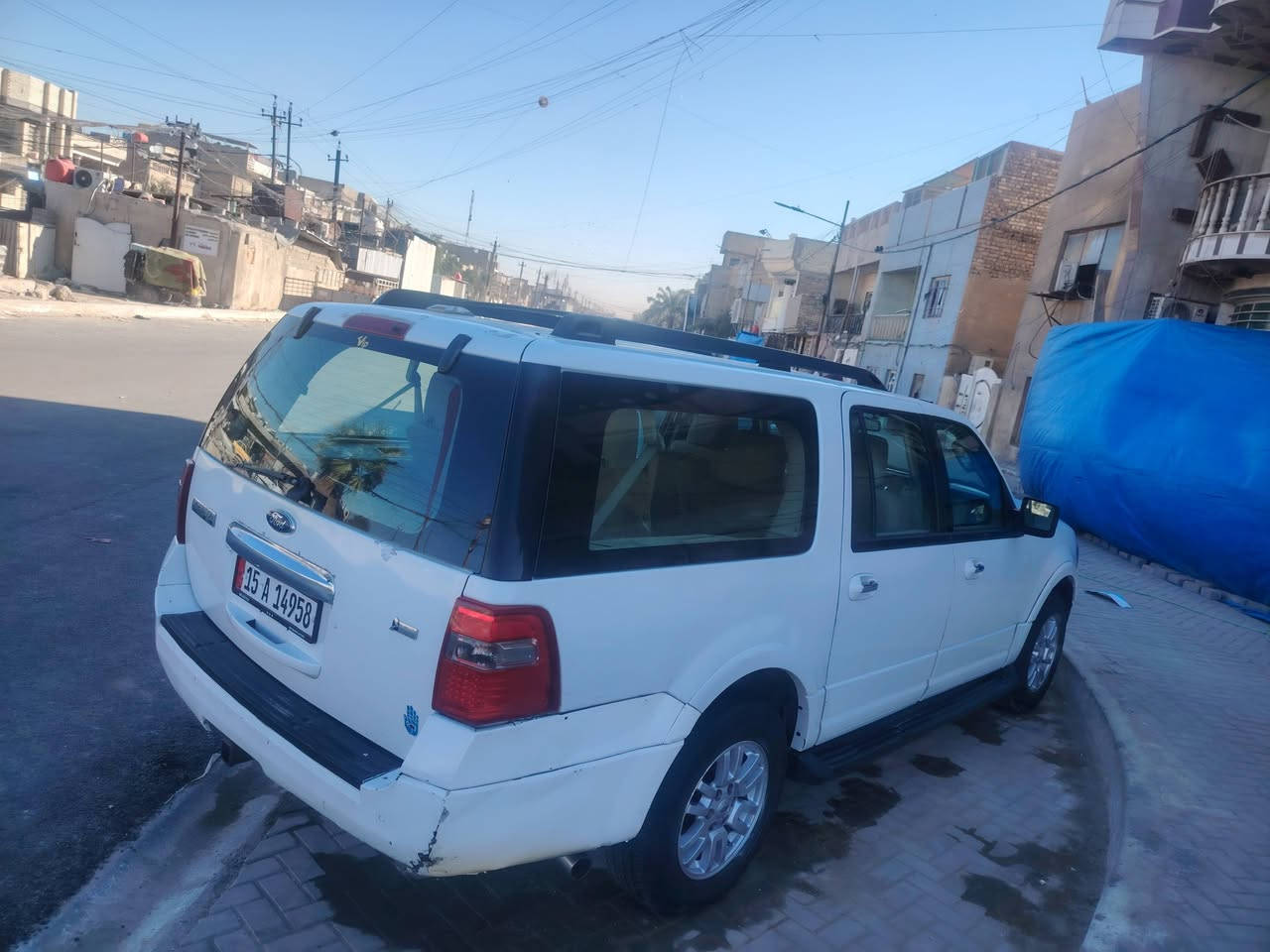 سلام عليكم فورد اكسبديشن موديل ٢٠١١ كير محرك جديد رقم انكليزي أجرة  تحويل ثاني يوم تخم تاير جديد حداديه جديدة كفالة من ضربة او صبغ بية شخط  بل بابين بيع او مراوس مكاني بغداد ***********
