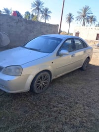 اوبترا • ٢٠٠٥ • ضربه بالصفحه