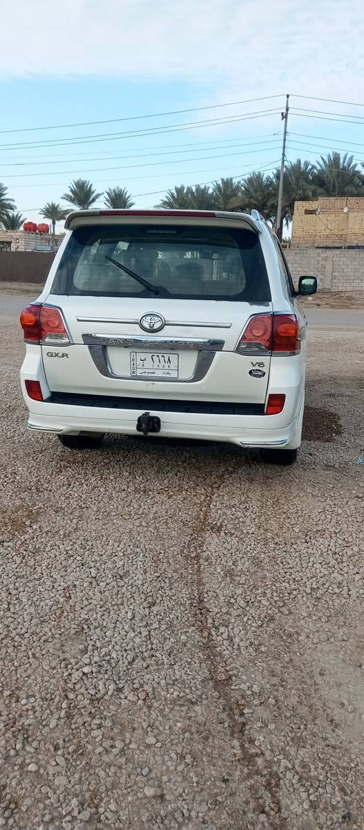 لاندكروز جكساره ٢٠٠٩ فول مواصفات مكفولة كفاله عامه رقم بغداد الماني باسمي المكان الديواني السعر ٣١٠$ الاتصال عالرقم ***********
