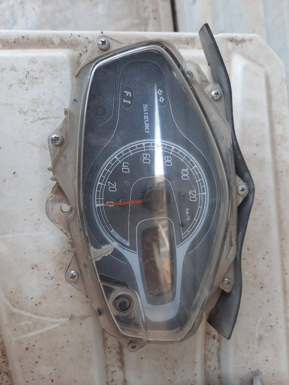 اخوان السلام عليكم دشبول أدرس حديث ياباني اواشاير بس لدشبول الشاشه تخيل بليل يعني شغال كامل والعداد كلهم سعرهم ٤٠ قفل من الاخير مكاني بغداد أسكان مال المنصور رقم *********** بي وات ساب
