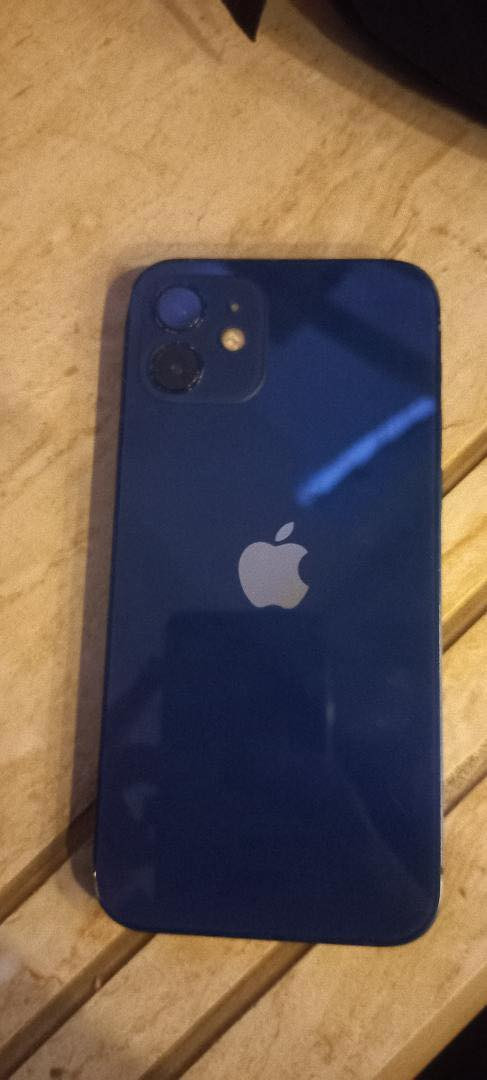 ايفون 12 عادي ذاكرة 128 مبدل بس ضهر بطارية 75 اصلية والدكمة مال تشغيل واكفة المكان بغداد جزيرة سياحية السعر 275 وبي مجاي بسيط تواصل ***********
