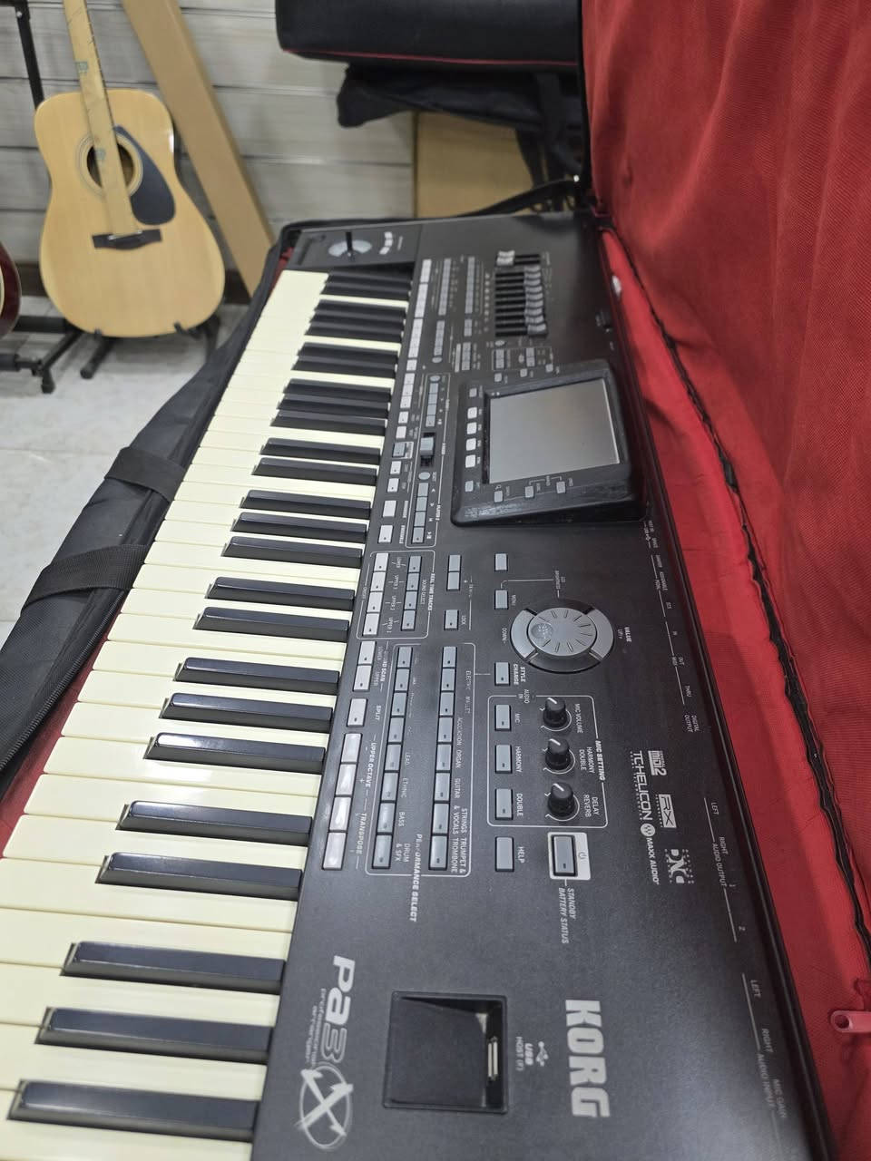 رمضان مبارك عليكم متوفر جميع نوع الاوركنات 
Pa50.
Pa700
Pa3x 64key
A5000
Kronos2 .
***********
0782876593 
#darin music  duhok
