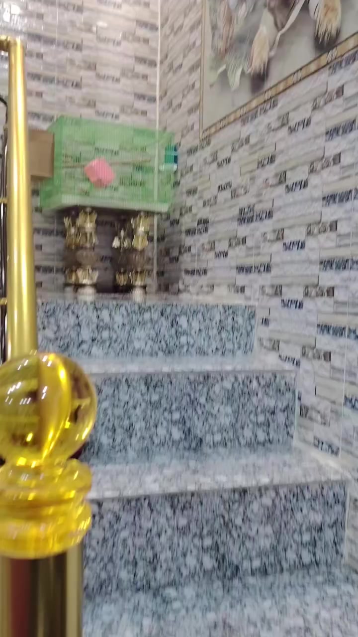 بيت للبيع البدراوي مقابيل مكتبة الحكيم المساحه ١٣٠ متر طابقين
لاستفسار ***********
