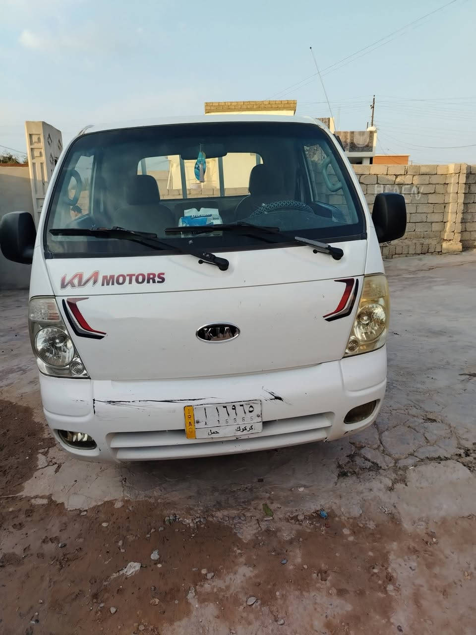 السلام عليكم كيا للبيع موديل 2012 مسجله رقم كركوك شرط التحويل سياره محرك كير اكسن شاصي شرط تواير جدد كهربائية كلها شغاله السعر ٩٢ وبيها مجال اتصل على الرقم *********** زين
