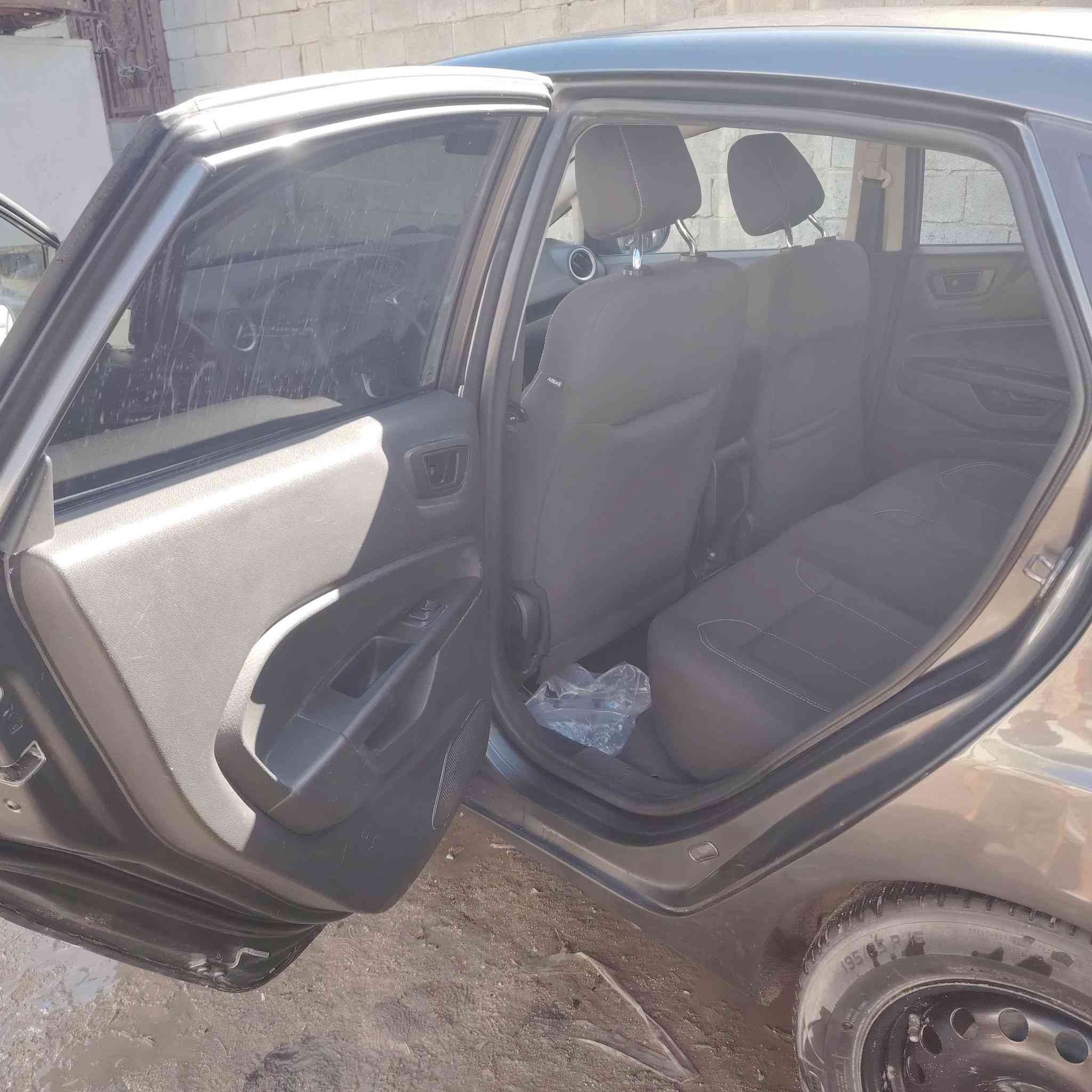 فورد فيستا موديل 2019 وارد أمريكي رقم بابل صاحبها يريد تحويل السنوية تنتهي 2028 سيارة جاهزة مكينة وگير وتبريد اوتامتيك شاشة لمس تحكم ستيرن السعر 60ورقه وبيه مجال سياره جديده هاذ رقمي بيه واتساب *********** وواتصال
