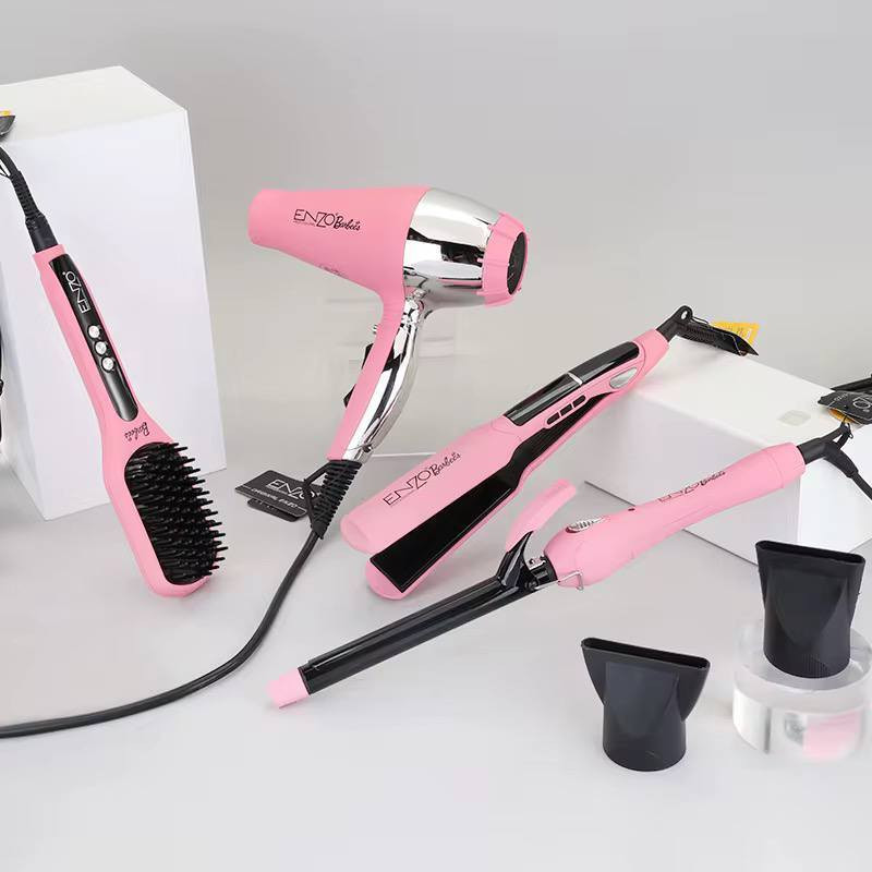 😍🙌 Enzo Professional Home Hair Styling Set ✨💇‍♀️

💇‍♀️🔥 طقم تصفيف الشعر المنزلي من إنزو بروفيشنال 🔥💇‍♀️ شسوار اينزو

💨🖤 يحتوي على سشوار قوي لتجفيف سريع واحترافي ✨⚡
🌀🌟 فرشاة حرارية لتسريح وتمليس الشعر بسهولة 💕👌
🎀💫 فير لعمل أحلى كيرلي وموجات طبيعية 😍💃
✨🪄 ستريتنر لنعومة ولمعان شعر مثل صالونات التجميل 💎💆‍♀️

🌈💝 مجموعة متكاملة تغنيك عن أي جهاز آخر 👌🛍️
🚀💨 سريعة، عملية وسهلة الاستخدام بكل مكان ✈️🏠
🔒✅ جودة عالية وضمان احترافي 🖤⭐

📌 المميزات: ✨
✔️ 4 أجهزة أساسية في طقم واحد 💇‍♀️🎀
✔️ تصفيف احترافي من البيت 🏠💖
✔️ توفر وقتك وفلوسك 💵⏳
✔️ مناسبة لكل أنواع الشعر 👩🧕👩‍🦱 بغداد, العراق


**إذا كنت صاحب هذا الإعلان وتريد حذفه لأي سبب، رجاءا أرسل رسالة إلى الدعم الفني**