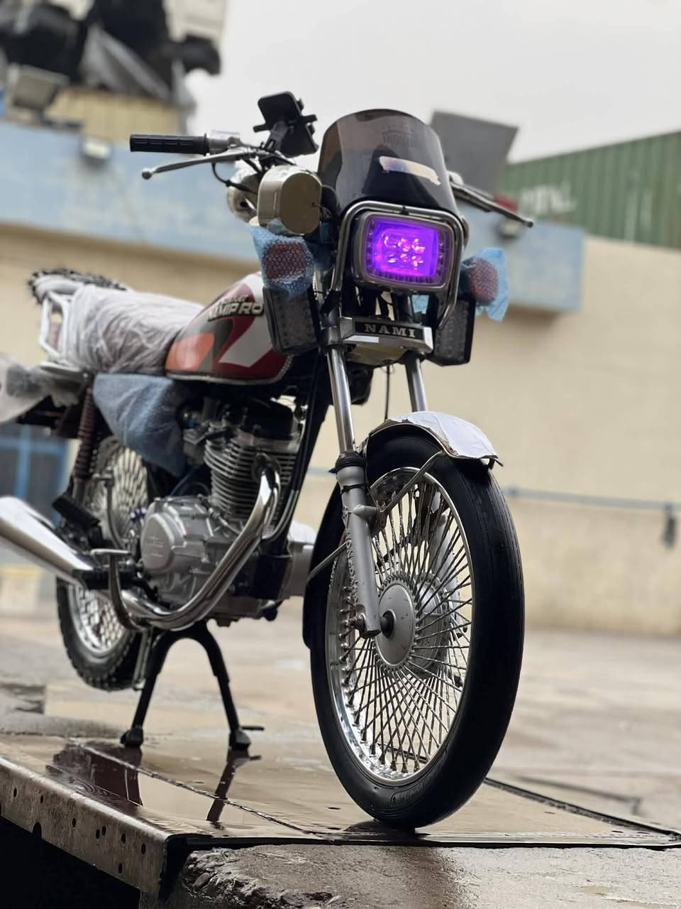 السلام عليكم دراجه نامي برو موديل 2022 اوراق الدراجه مكفوله كفاله عامه كيج لايت كهربائيات كله شغال الدراجه بشرط كلش نضيفه السعر 470 وبيها مجال حك الجيه مكان كلار لل استفسار ***********
