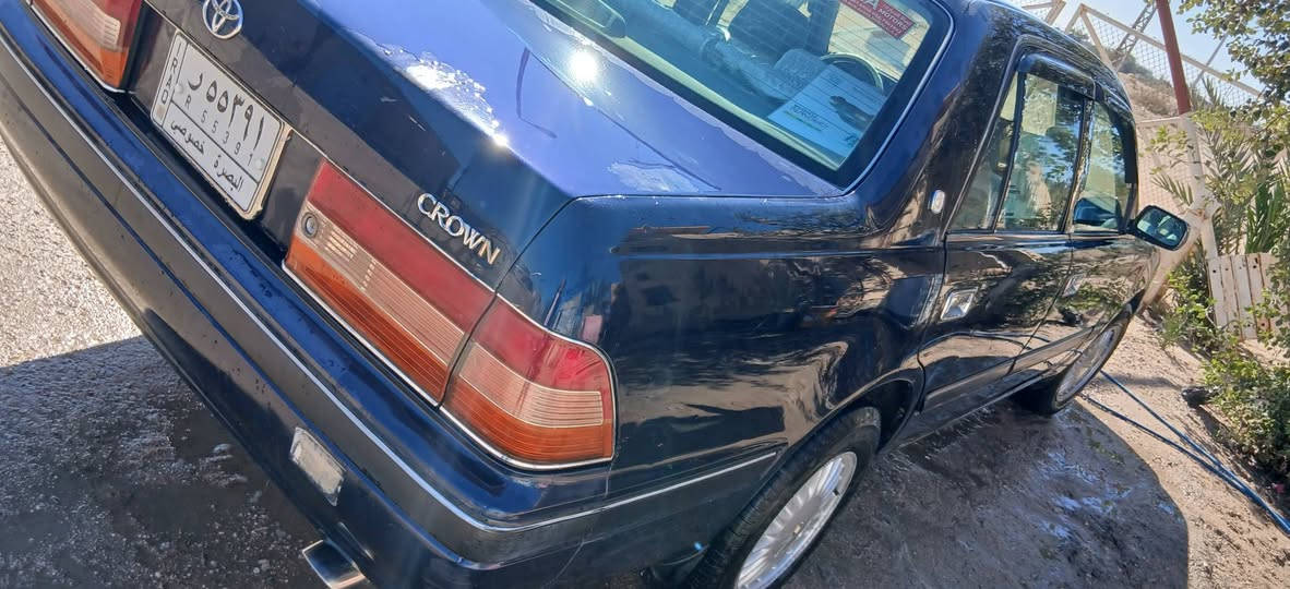 السلام عليكم راس الثور تكم لون نيلي سياره مكفوله مديل 2000رقم بصره مداور ثاني  يوم السعر95  ***********
