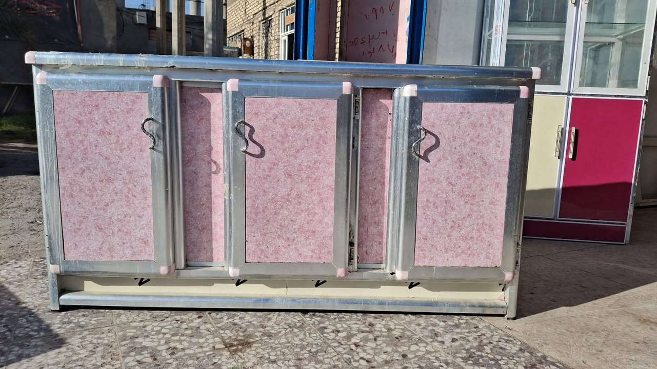 ارضي سنك قياس مترتين الي ربع 

كوفه حي ميسان ***********
