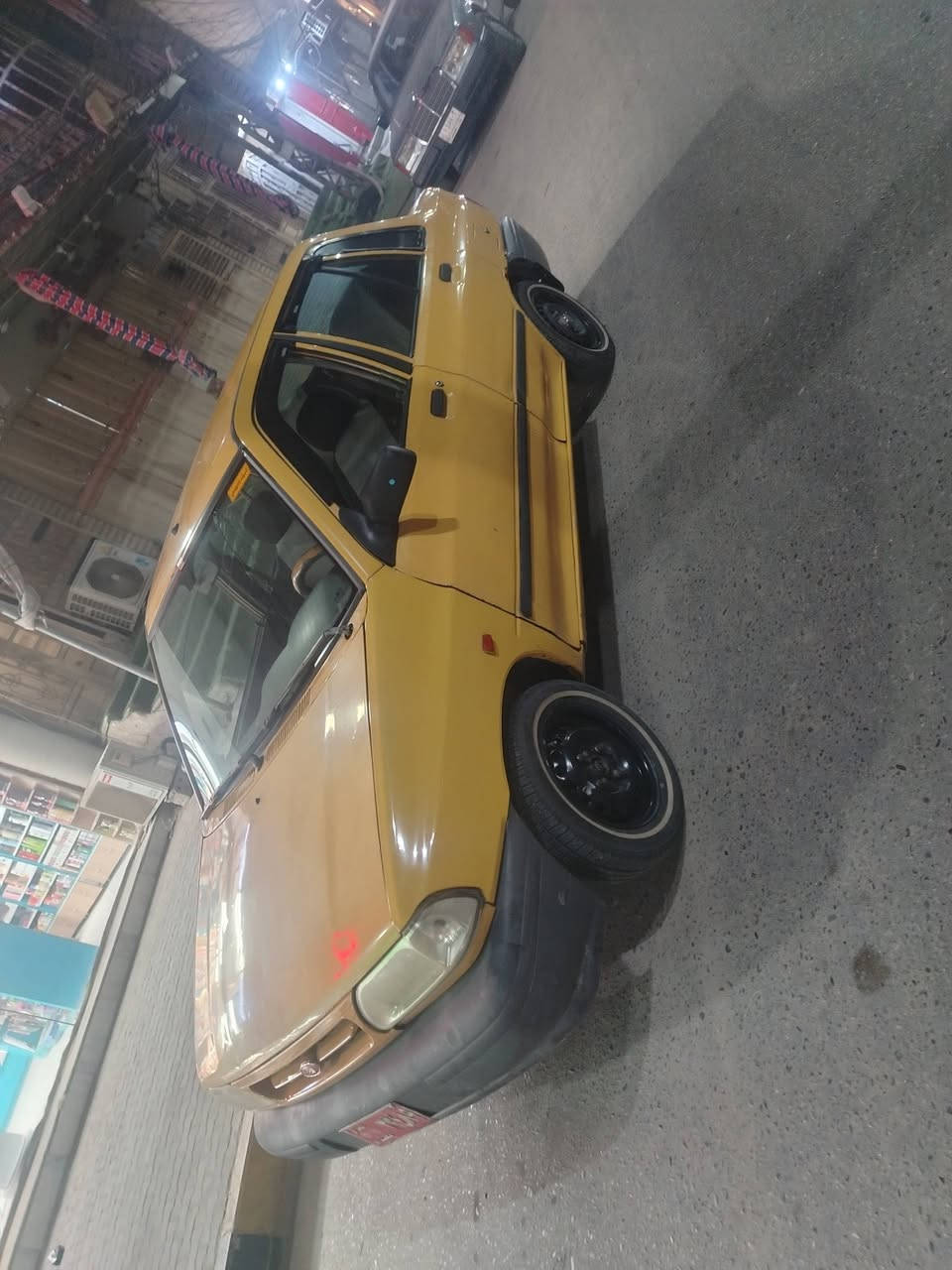 السلام عليكم لبيع سايب موديل 2014مكين وكير حدادي تخم تاير كهربائيّ تبريد وتفه سيار جاهز وخير من الله سيار مكفول من صبغ ولضرب شواصي عل ابلاد سيار جديد راعيه متوفي رقم بغداد سنوي صاقط صار سنتين سعر 14 مكان سيار كربلاء 
***********
راعي سيار اهله يدورون ماعدهم شكال
