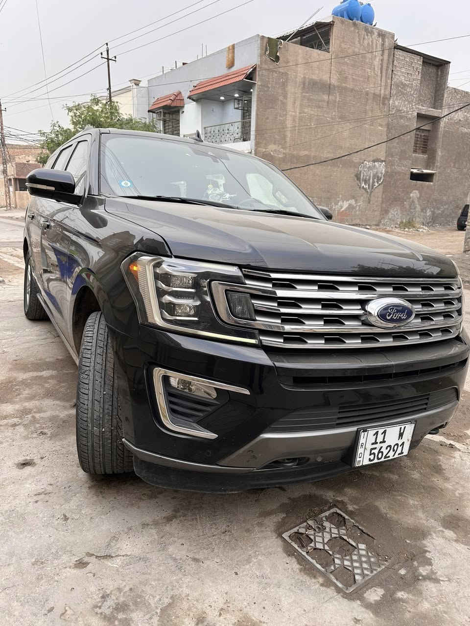 فورد اكسبدشن للبيع موديل 2018 فول مواصفات للخير فئة البرستيج اعلى من البلاتنيوم رقم بغداد السيارة اكلين تايتل بيهة قطعة وحدة بس تعديل و صبغ بدون تبديل اي قطعة
 سعر (290)

***********
