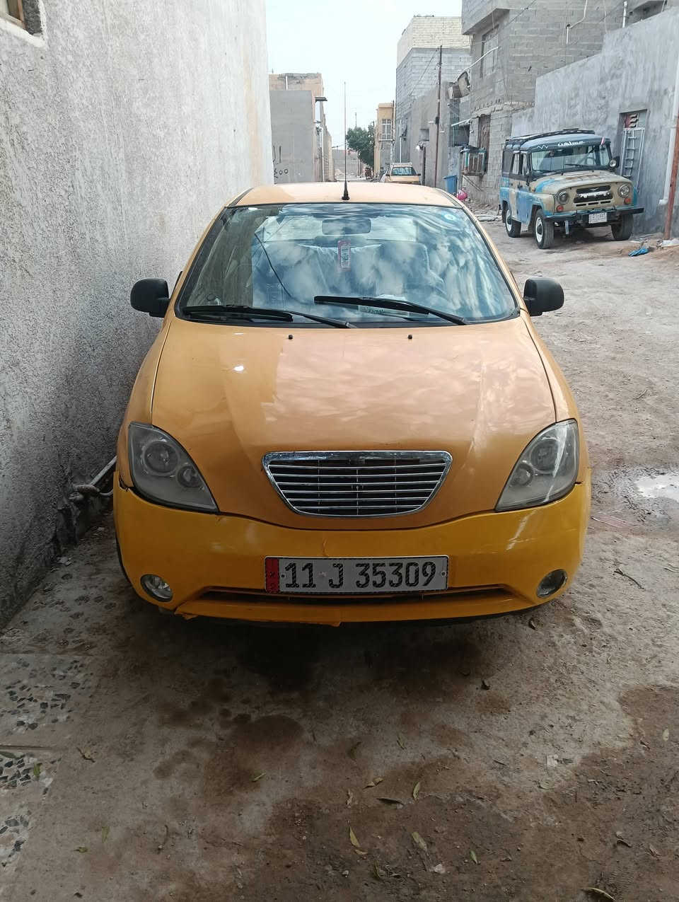 سلام عليكم سياره طيبه الابيع نضيفه بس عوزه ترتيب بغداد سبع قصور.      ***********
