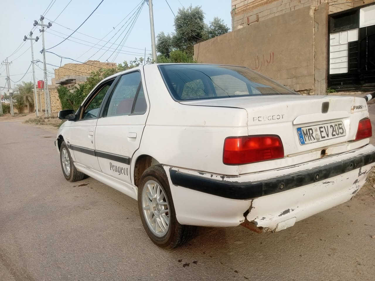 فرنسي مزاد  سعر ١٦  مكان النجف الحريه  ***********
