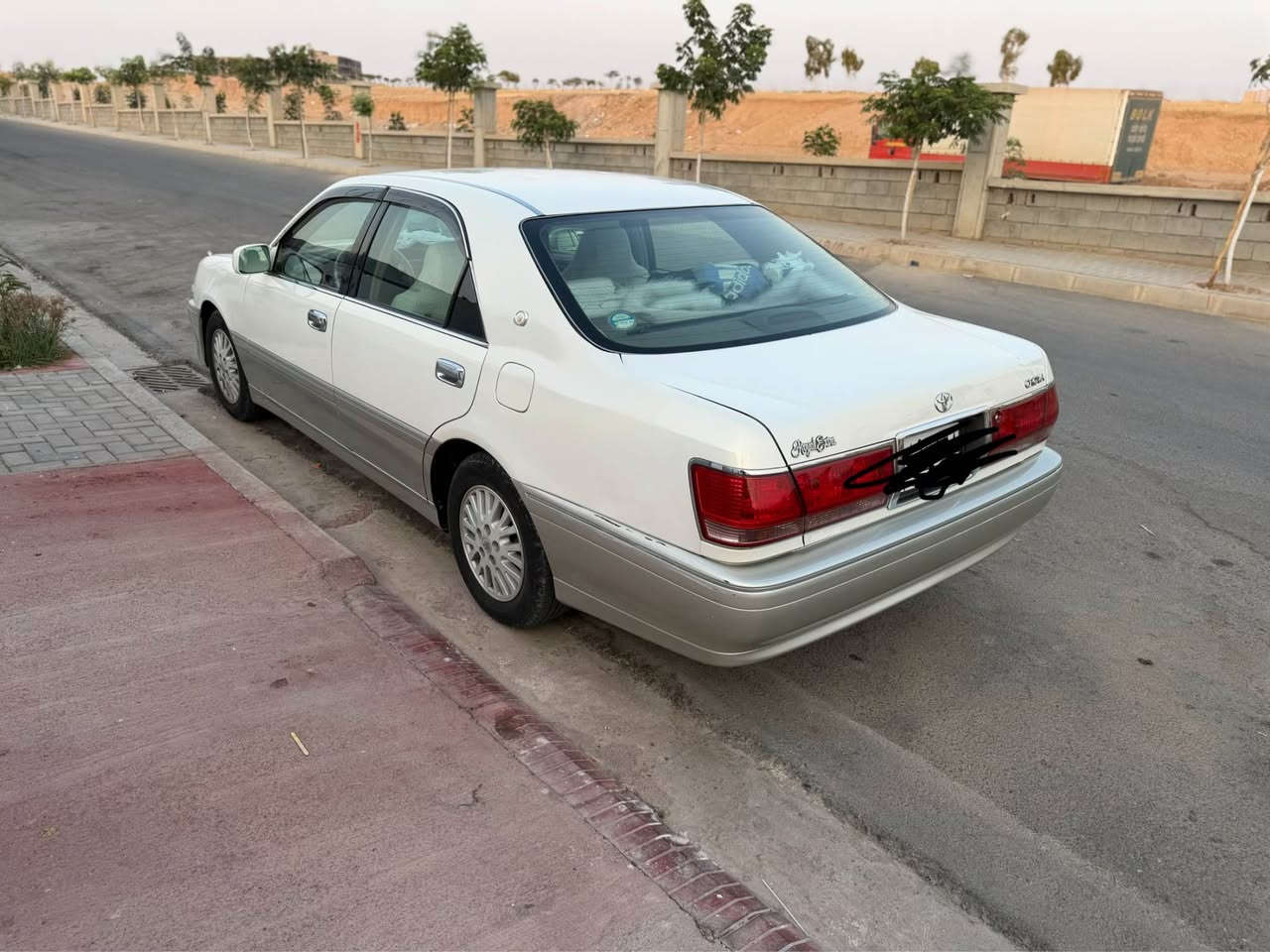 مــةليكة مــوو 2002كـــؤد دارة
بي بو ياخ D بجوك بةنزين ناخوات
لةسةر دةقي شةريكة ماوتو
2 دوگمةية
بةردةية
تايةي تازةية
سعر52 گةلا
تكاية كريار نيت مالي كةس مةشكينة
شوين كةلار سيارةي مالانة
خاوةني 63بي داوة بيش تر
گورينةوةش دةكةين بة 
شاهينة 2007 كود دار
*********** السليمانية, العراق
