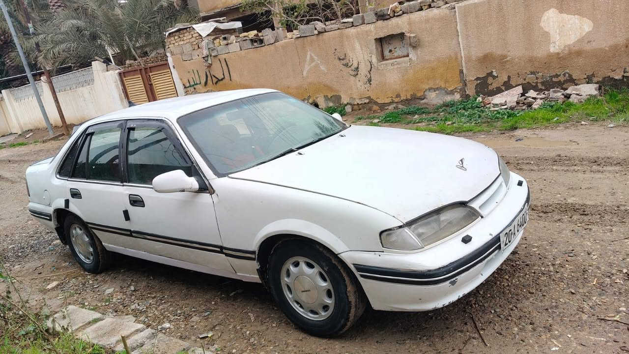 دايو برنس جاهزه كلها شرط مكفوله فقط تداورها باسمك سنويه باسمك فقط ب 60 الف دينار محوله قبل شهرين وسنويه لل 29 سياره طخم تاير وترايك وين ما يعجبك سياره حمامه رقم انكليزي ومشروع وطني السعر 30 وبيها مجال *********** مكاني صلاح الدين،
