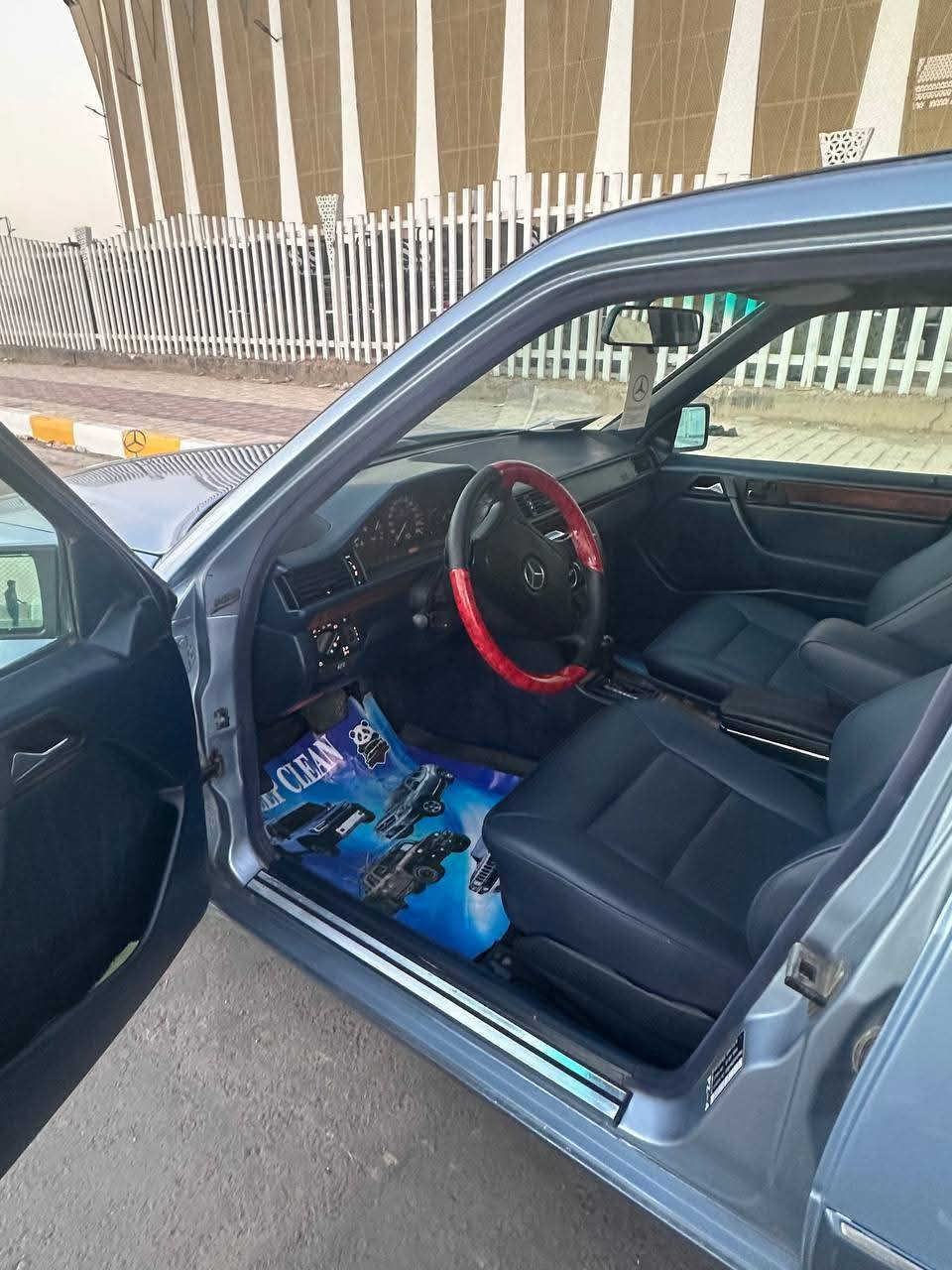 السلام عليكم
موديل 93 وارد يابان 
مكينه خراطيم 
مصبوغه عام كفاله من الظربه والتبديل 
قواعد بلاد مكينه وكير شرط وضمان 
***********
الناصريه /الشطره
