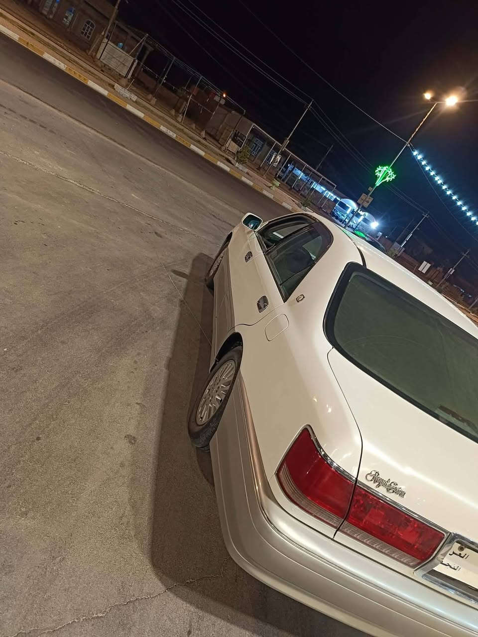 سلام عليكم ملكه موديل 2005 كفاله عامه سياره رقم نجف رقم صدامي نجف وكاله ثاني يوم  محرك كير تبريد جاهزه سياره مكاني نجف مراوس حسب قناعه سعر 90 وبيه مجال ***********
