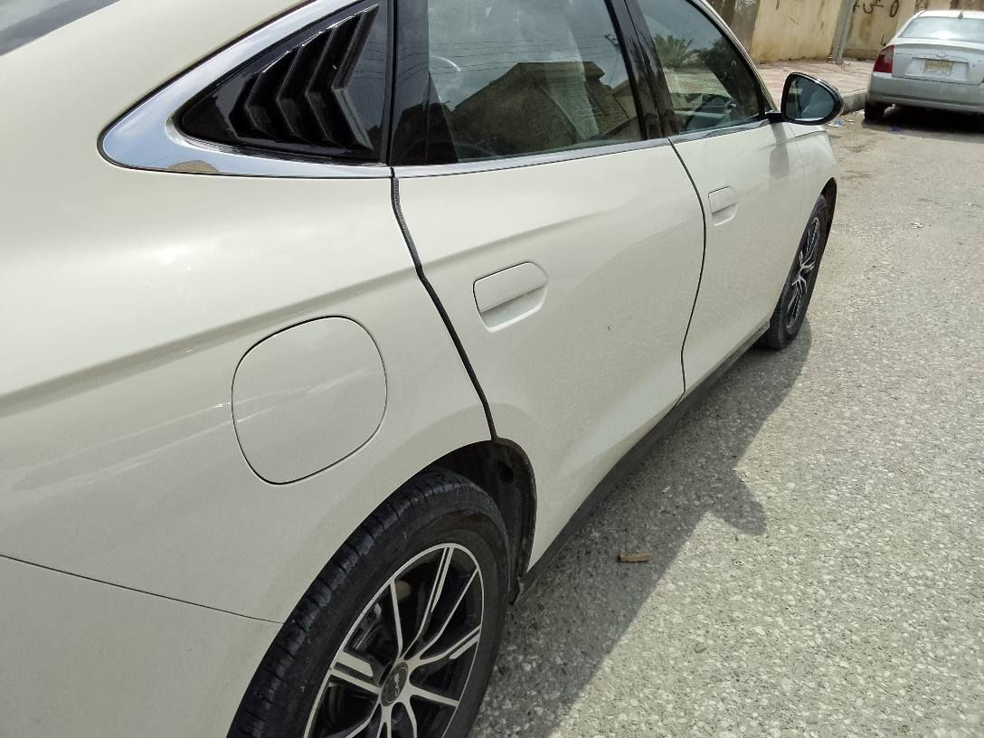 Byd seal 06 
اللون اوف وايت المميز فول مواصفات كامرات محيطيه ٣٦٠ حساسات امامي خلفي كشن كهرباء بطاريه تمشي عالشحن لحد ٨٠ كيلو التفويله البانزين الوحده تمشي ٢١٠٠ كم.  سياره مفوله ويل حجم ١٧ سياره ماشيه ٢٠٠٠ بعدها زيرو وعليها اضافات سكوبات جامات خلفيه وكفرات مرايات مع غلاف دشبول وارضيات نوعيه ممتازه
سياره فقط ملاحظه وحده الصندوق بيه بارد خفيف اثر طعجه خفيفه كربلاء, العراق


**إذا كنت صاحب هذا الإعلان وتريد حذفه لأي سبب، رجاءا أرسل رسالة إلى الدعم الفني**