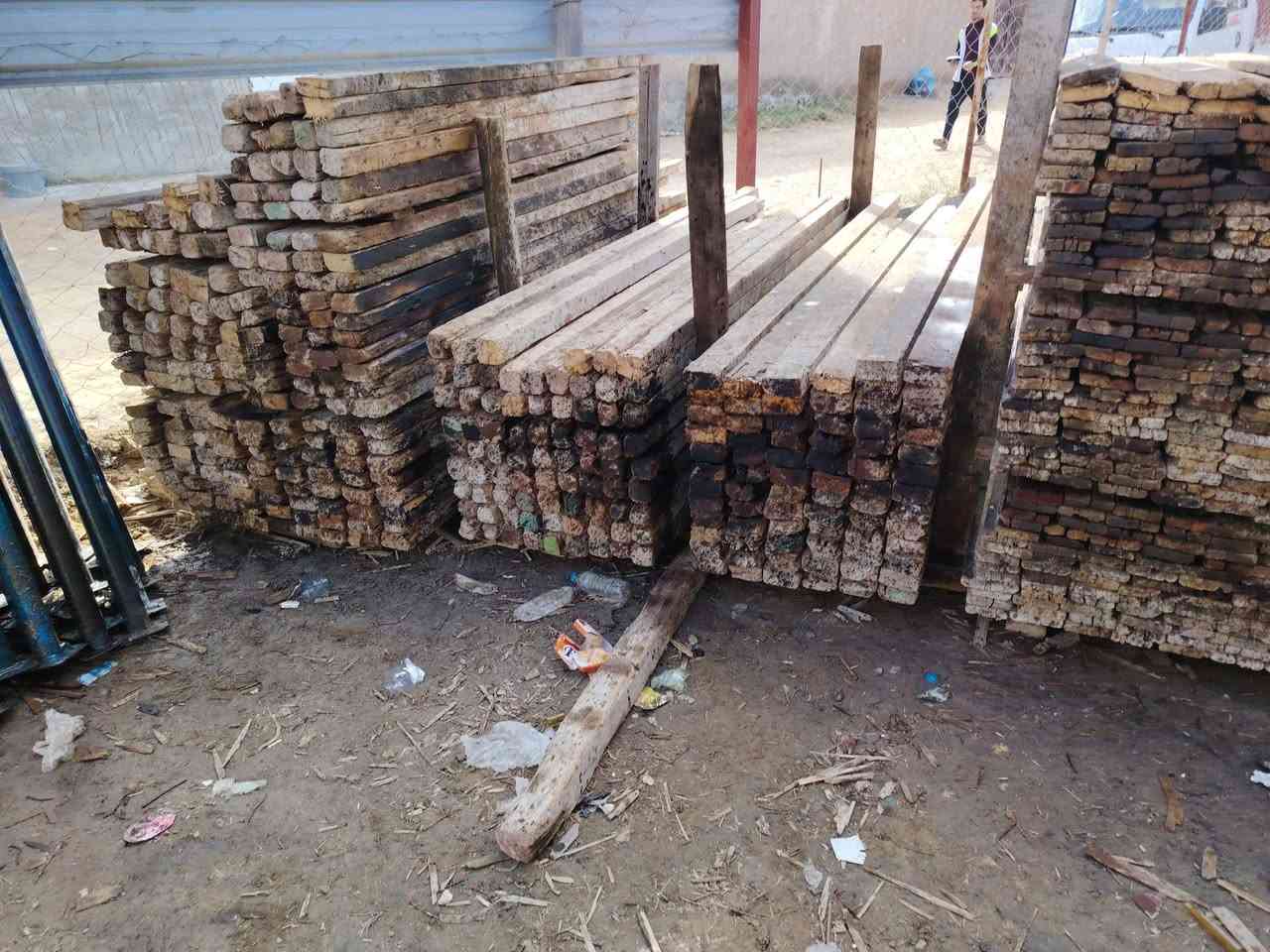 قالب خشب للبيع روسي تارس العدد 21 مكعب مكاني الحله المركز *********** وابيع نص القالب،،
