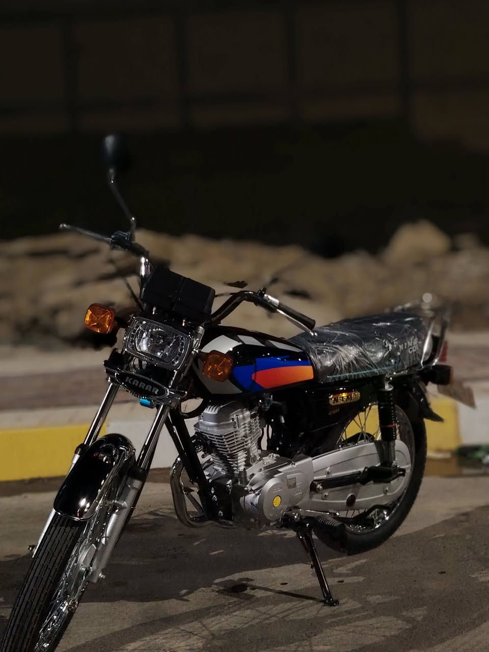 سلام عليكم دراجه نامه للبيع
دراجه جديده بمعنه الكلمه برغي ما مفتوح بيه بس برغي التاير والصره موديل 2025 كلشي شغال بيه 

سعر 800 وبيه مجال 

مكان ناصريه شموخ 

الهاتف ***********
