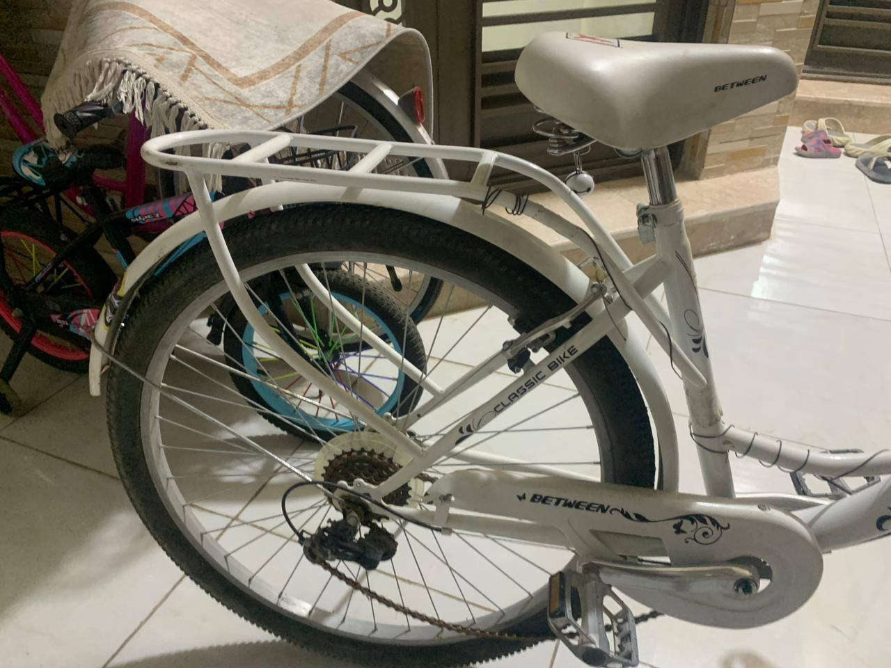 بايسكل جديد ستونه اخذنا ما مستعمل هوايه للبيع ب ٩٠ وبي محال بسيط العنوان كربلاء حي الاطارات قرب مدرسه الشيخ الكليني


**إذا كنت صاحب هذا الإعلان وتريد حذفه لأي سبب، رجاءا أرسل رسالة إلى الدعم الفني**