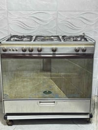 طباخ كريازي مصري درجه اولى نظيف جدا الجامه موجوده كذالك والفرن شغال نظ...