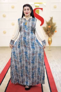 زبائني  شلونكم ان شالله بصحه وعافيه   على بركة الله راح نفتح قناة قسم ...