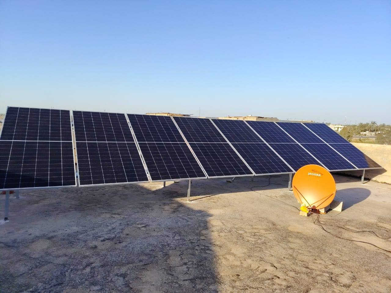 تم وبحمد الله تنصيب منظومة طاقة شمسية بقدرة 15 امبير ليلي نهاري للاخ ابو حسن
في قضاء بعقوبة /حي الحكيم  .للاستفسار  الاتصال على *********** او مراسلة الصفحة
