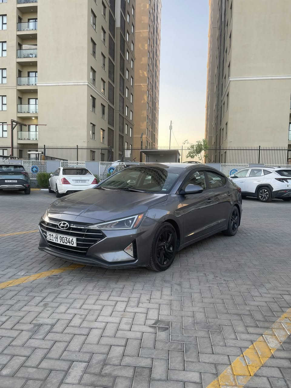بسم الله الرحمن الرحيم
السلام عليكم 

للبيع  

النترا 2019 رقم بغداد جديد باسمي 

وارد أمريكي 

محرك 2000دوش

كير at المرغوب 

ماشية97 الف فقط 

سيارة جاهزة من جميع النواحي مابيها اي نقص 

سنوية جديدة ورقم جديد 

السعر المطلوب117$ قابل للتفاوض 

العنوان بغداد 

***********
