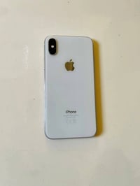 ايفون اكس • ٦٤ جيجا • بطاريه 73%