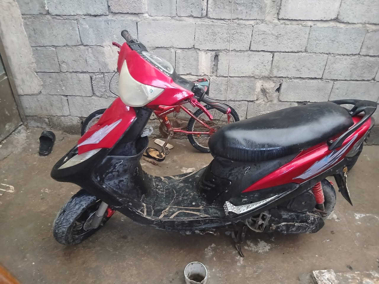 ماكس عدلة شغلة هندر كهربايتهة كلهن شغالت
محرك ناعم سعر ٣٨٠
عنوان الخطيب شعلة
***********
